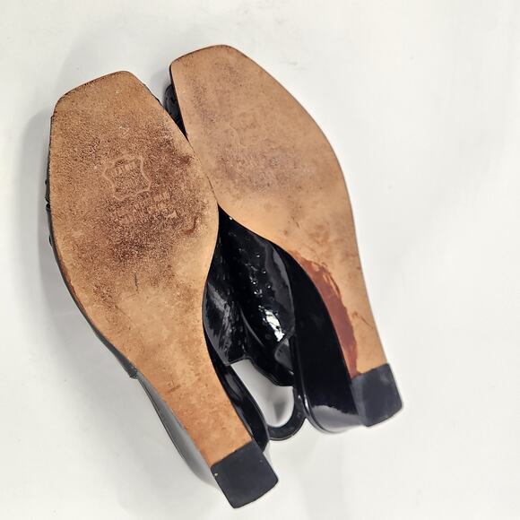 Stuart Weitzman Peep Toe Wedge Sandals Size 9M Black Patent Leather Low Heel - Picture 8 of 8